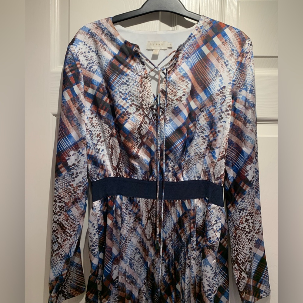 New Ted Baker London womens quartz printed midi long sleave dress Fit S-M - Picture 9 of 16